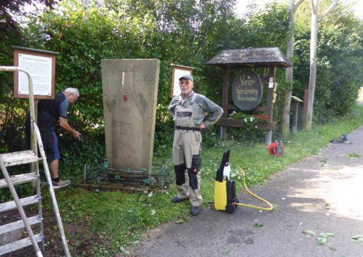 Sandstein Eingang Weinwanderweg